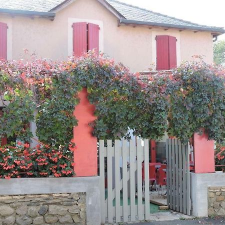 Hotel Les Vignes Rouges Ispagnac 외부 사진